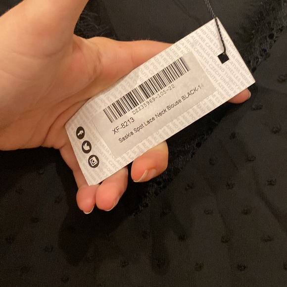 Long sleeve sheer black top with tank underlay, measurements in description, New - Picture 6 of 8